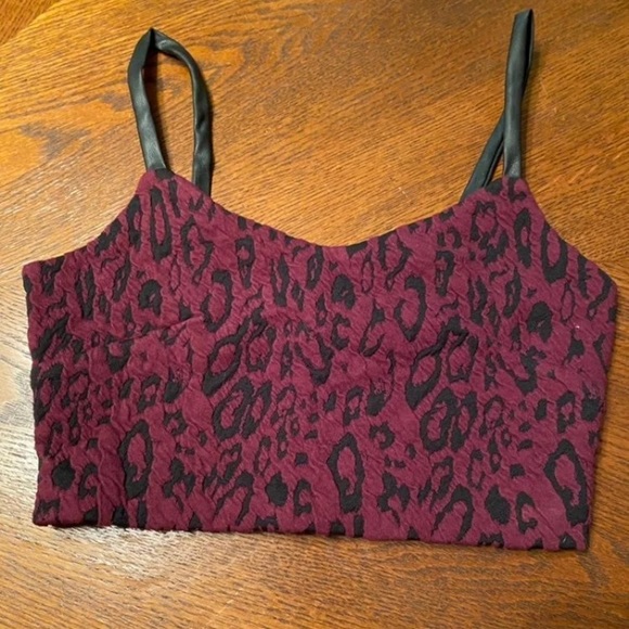 Express leopard print crop top - Picture 1 of 3